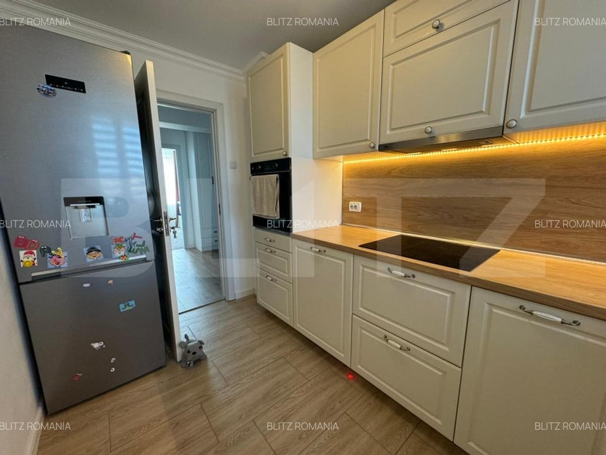 Apartament cu 3 camere decomandat, 70 mp, zona Decebal - 10