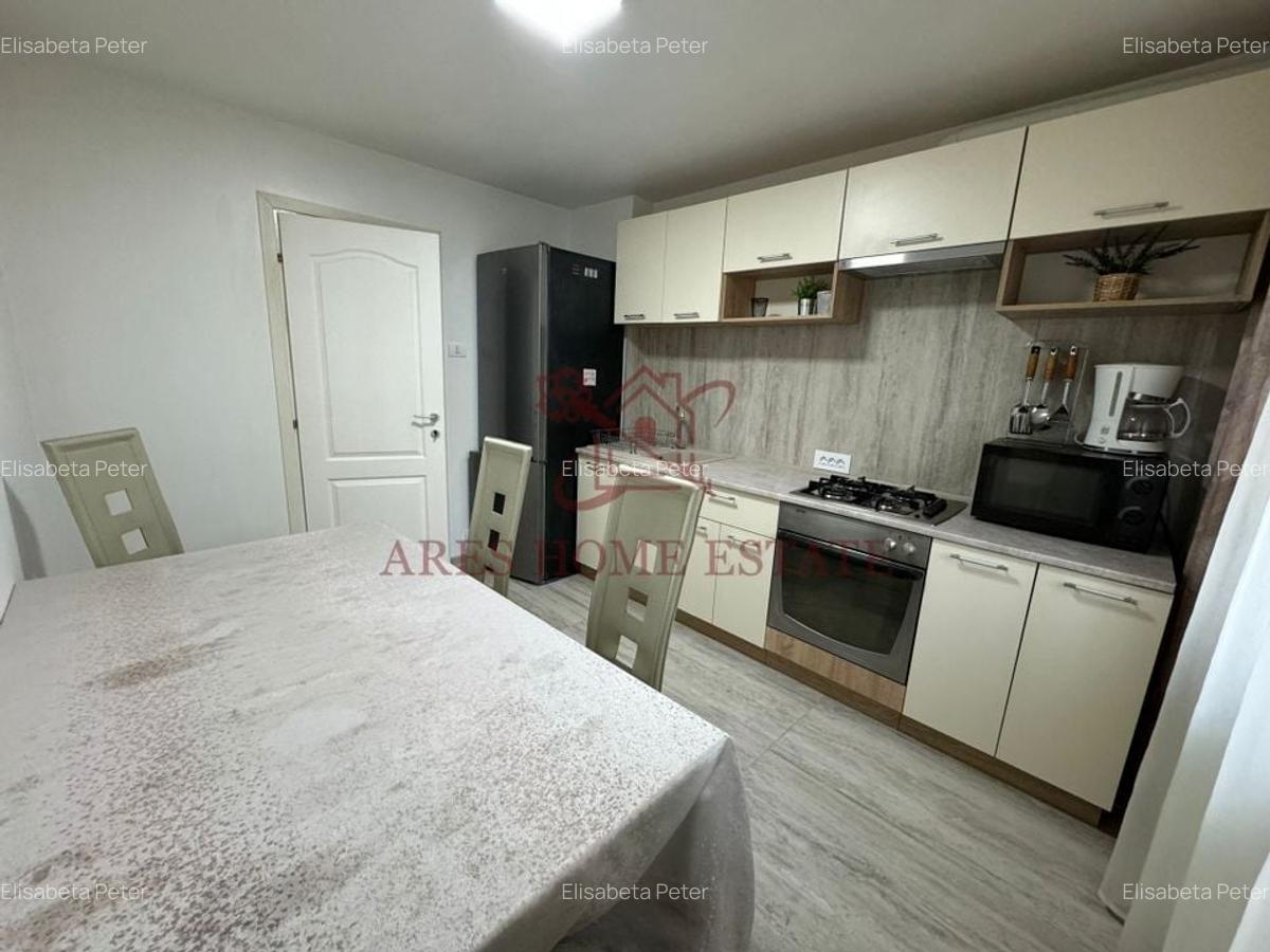 Zona Soarelui- Sud Plaza, 3 camere, 2 bai, etaj 1. Bucatarie inchisa. - 8