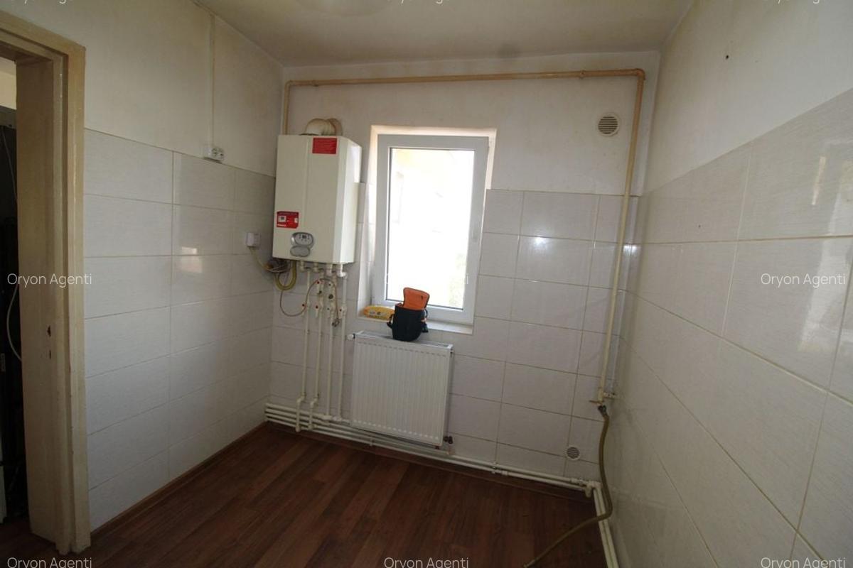 Apartament 3 camere,  66 mp, Aleea Teilor - 5