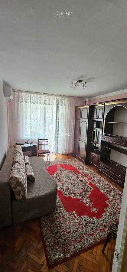 Ofer spre vanzare apartament cu 3 camere in zona Nicolae - 4