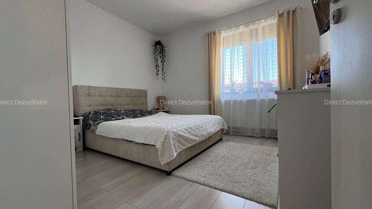 Vilă P+1+M de vânzare în complex privat – 5 camere, 2 parcări, curte proprie - 9