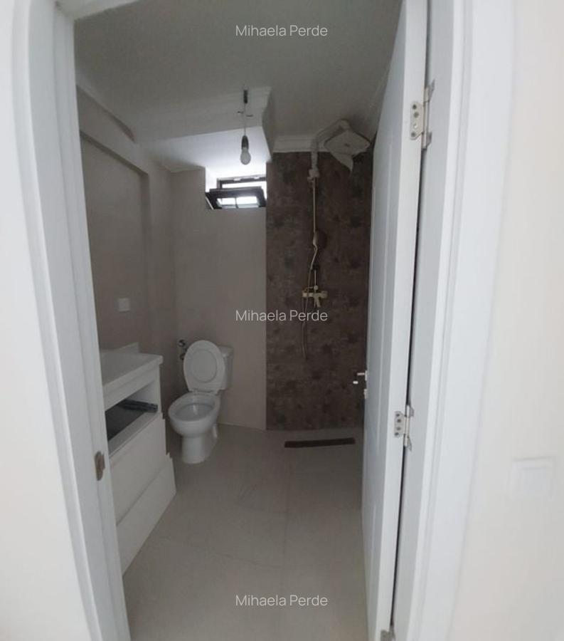 Casa de vanzare in Piata Abator - 14