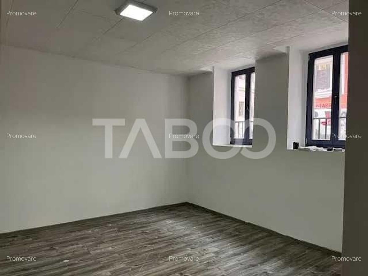 Spatiu ultracentral de inchiriat pretabil birouri sau magazin in Cluj - 1