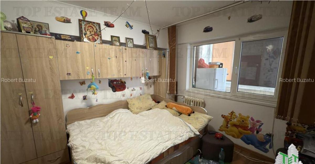 Apartament 3 camere 2 bai bloc 1984 zona metrou 1 Decembrie - 4