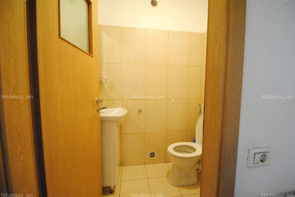 Proprietar inchiriez birou 70 mp - 9