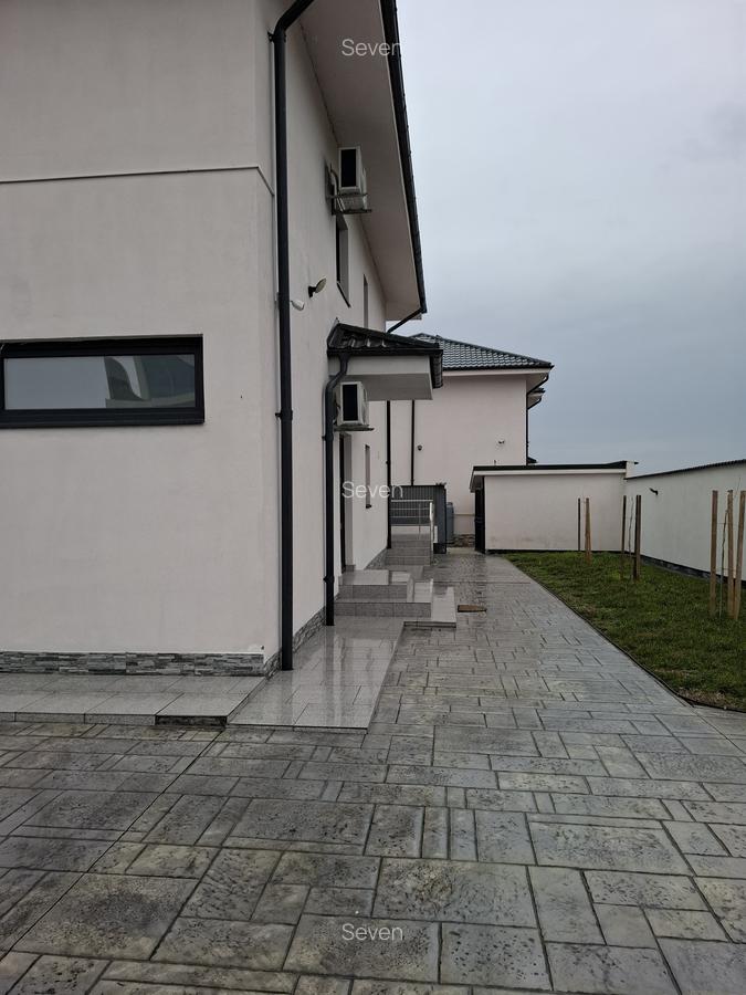 EXCLUSIV! Vila moderna P+1-Costinesti - Golful Francez-320.000 euro negociabil - 5