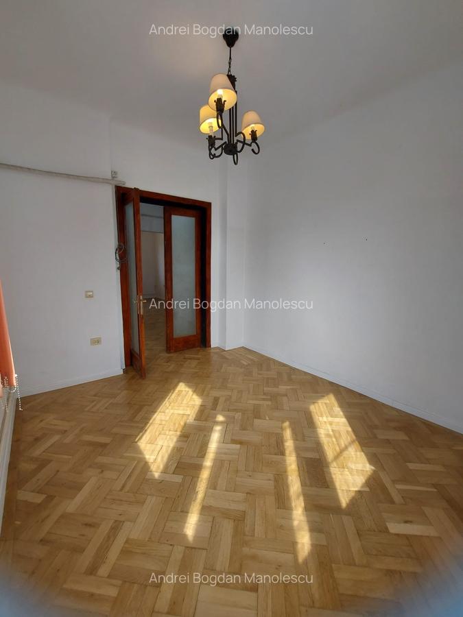 Vanzare apartament cu 3 camere la etaj 1 in vila Cotroceni cu garaj - 10