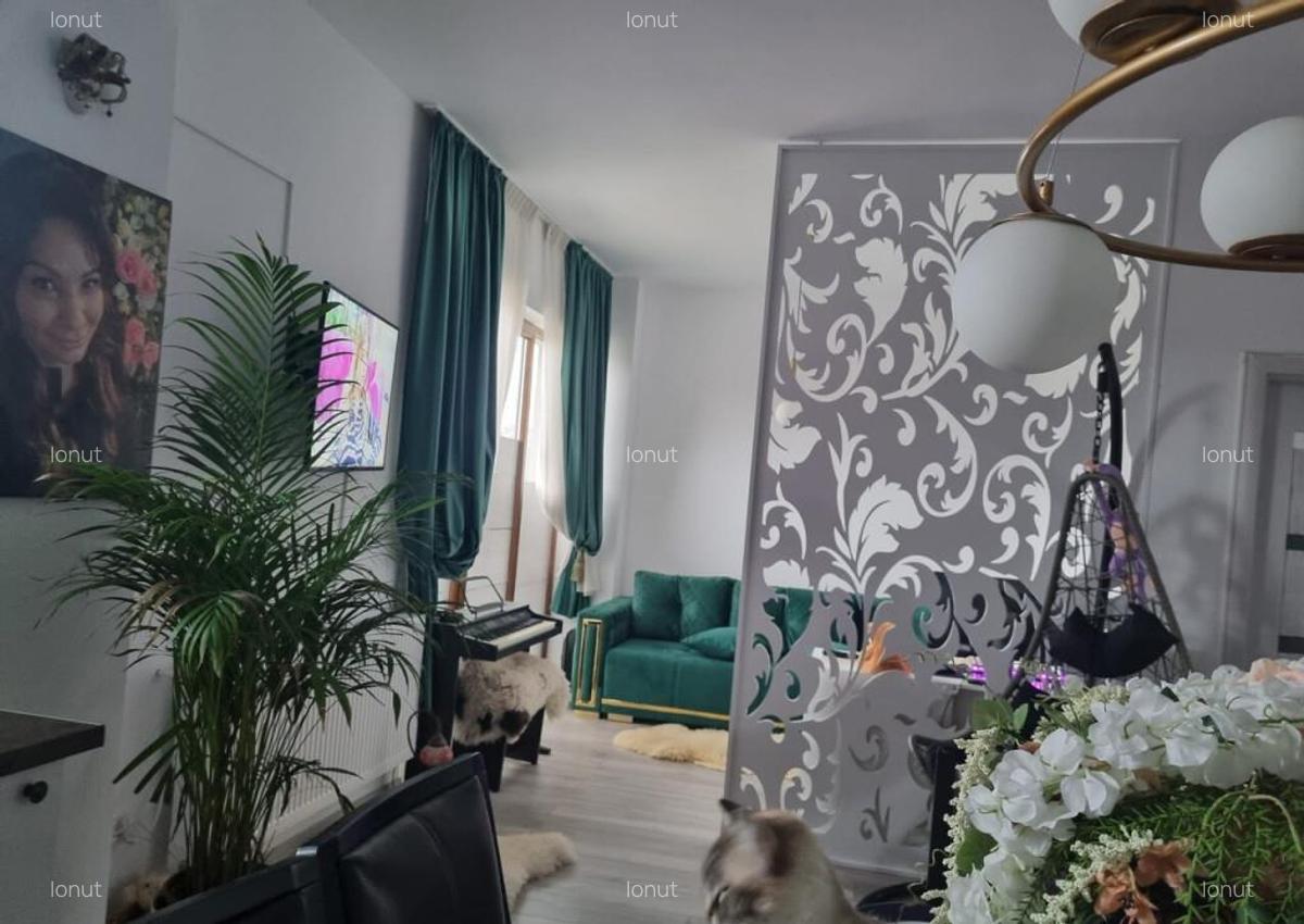 Zona AFI - garsoniera mobilata si utilata lux - 76000 euro - 11