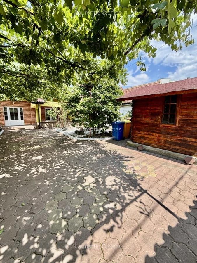 Casa individuala - zona Calea Dumbravii - 2 intrari separate - 2