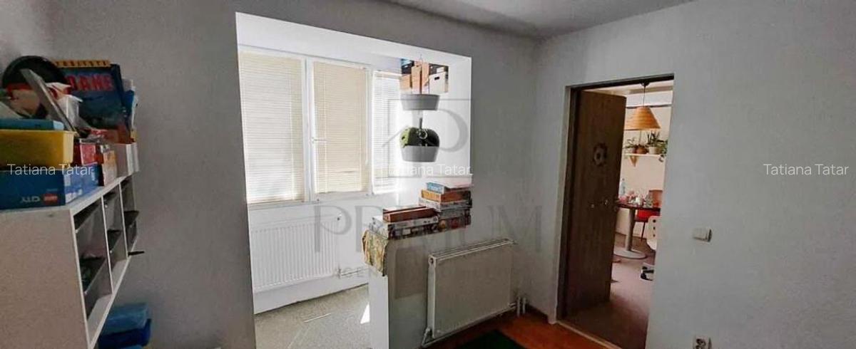 SAGULUI - 3 camere - centrala proprie - etaj intermediar - R - 5