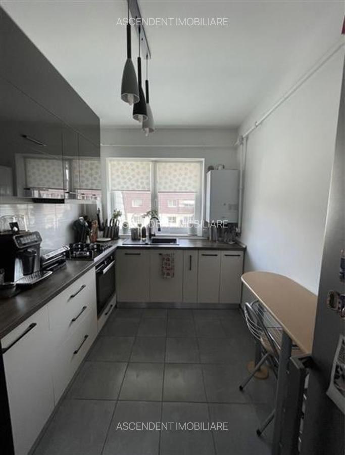 Apartament cu 2 camere decomandat în Sânpetru - 2