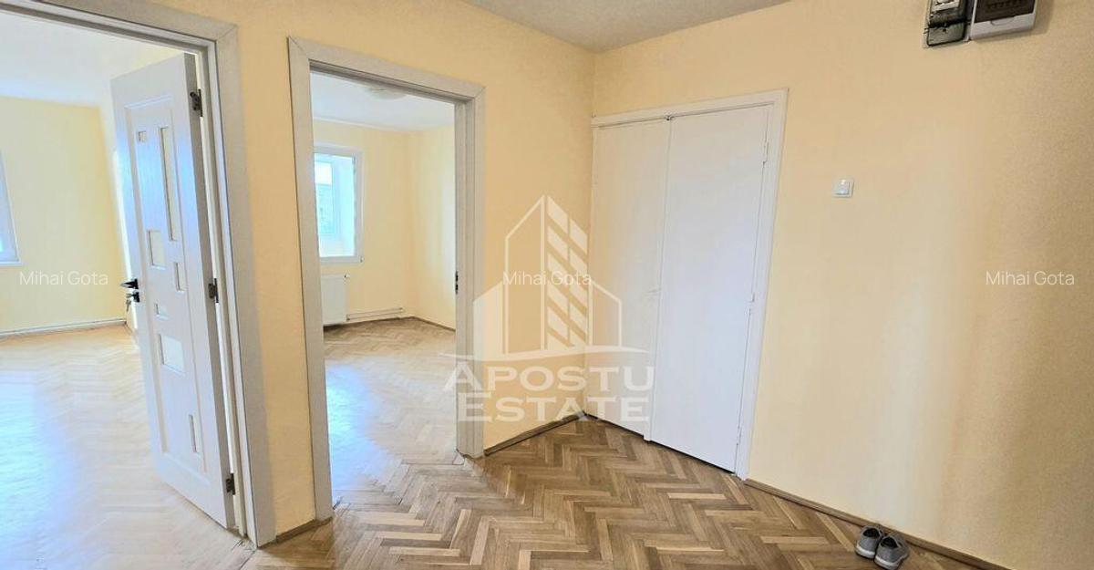 Apartament cu 4 camere, 2 bai, centrala proprie, zona Cir... - 2