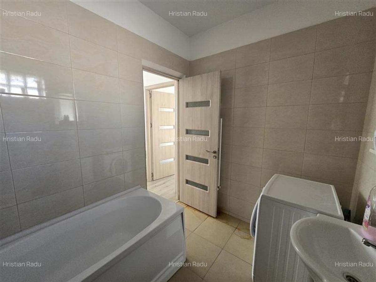 Apartament cu 3 camere semidecomandat în Bucureștii Noi - 22