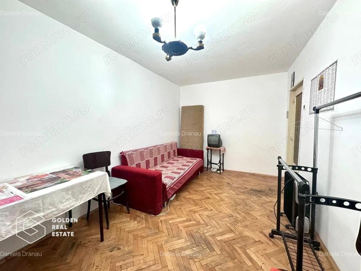 Garsoniera spatioasa, etajul 1, zona Lebada - 1