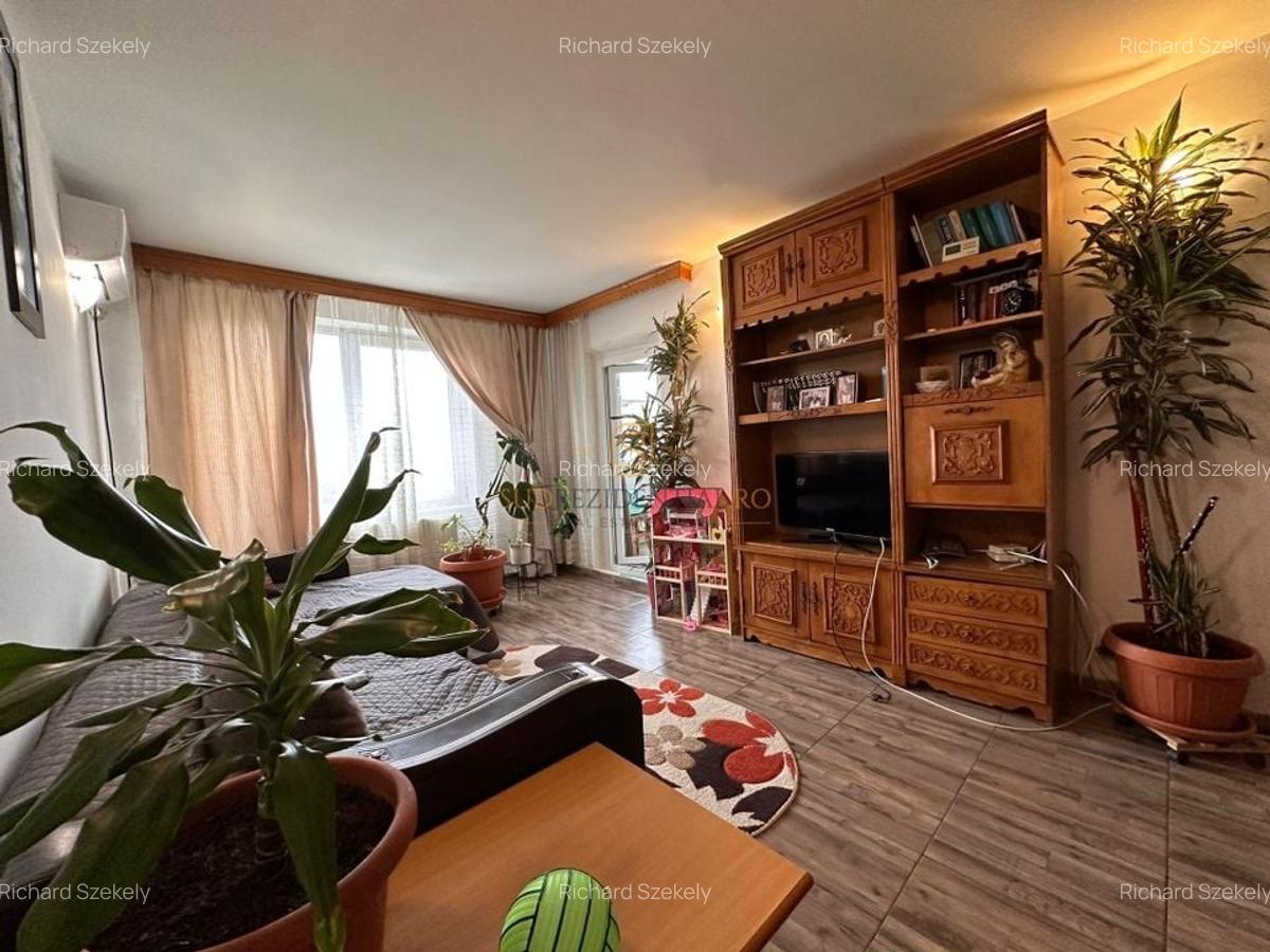 Vanzare Apartament 4 Camere Oltenitei Comision 0% - 1