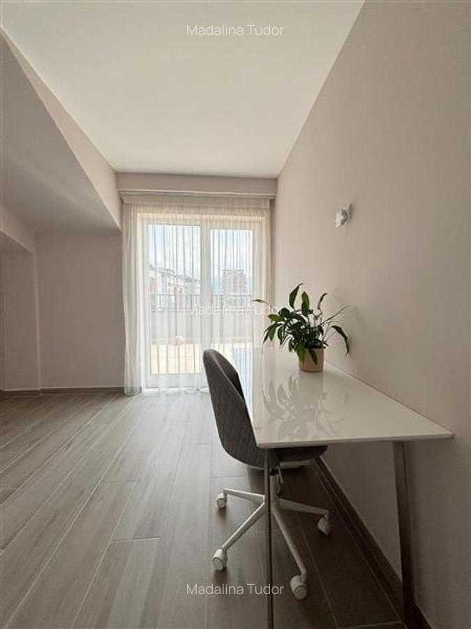 PENTHOUSE EXCLUSIVIST CU VIEW SI ACCES DIN LIFT , TRACTORUL , BRASOV - 19
