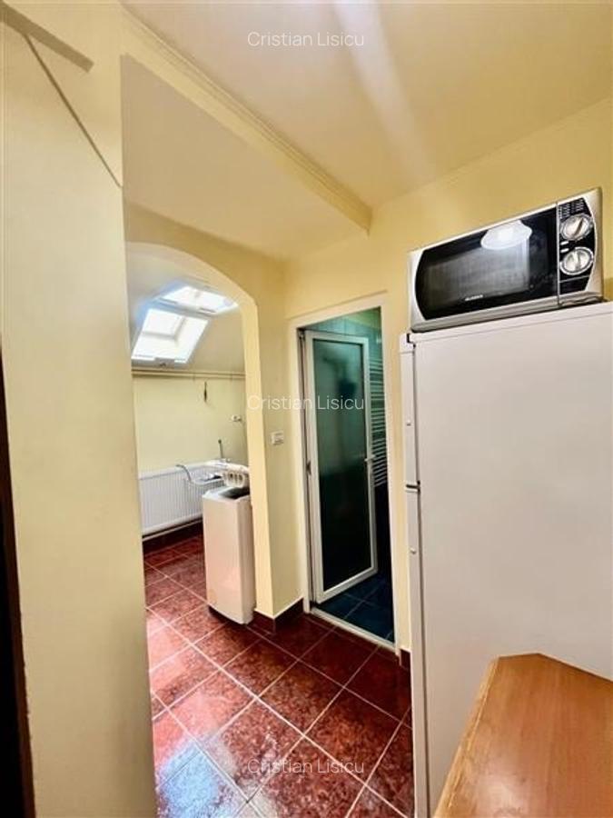 Apartament 1 camera la mansarda cu centrala proprie zona Soarelui - 7