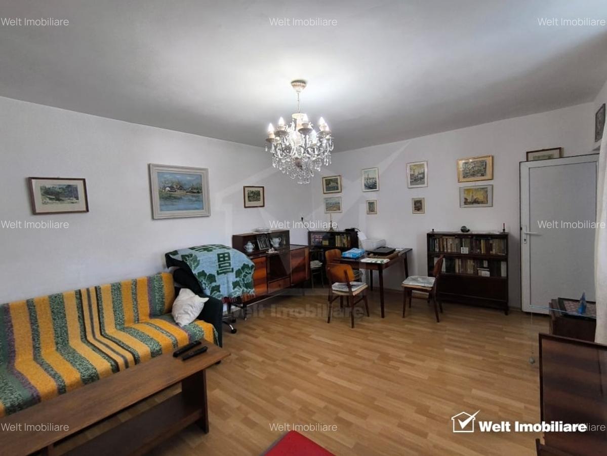 Casa, 128 mp utili, 220 mp teren, garaj, P+M, Cart. Andrei Muresanu - 2