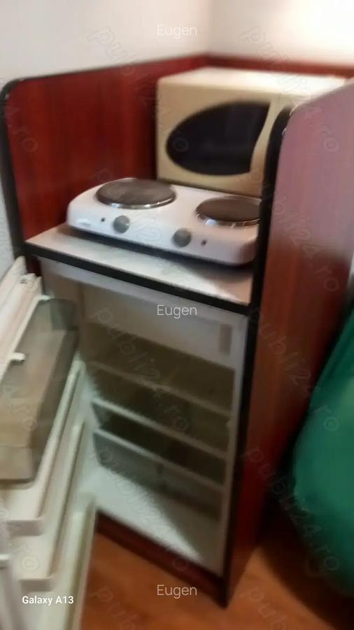 Proprietar, inchiriez garsoniera Lipovei - 2