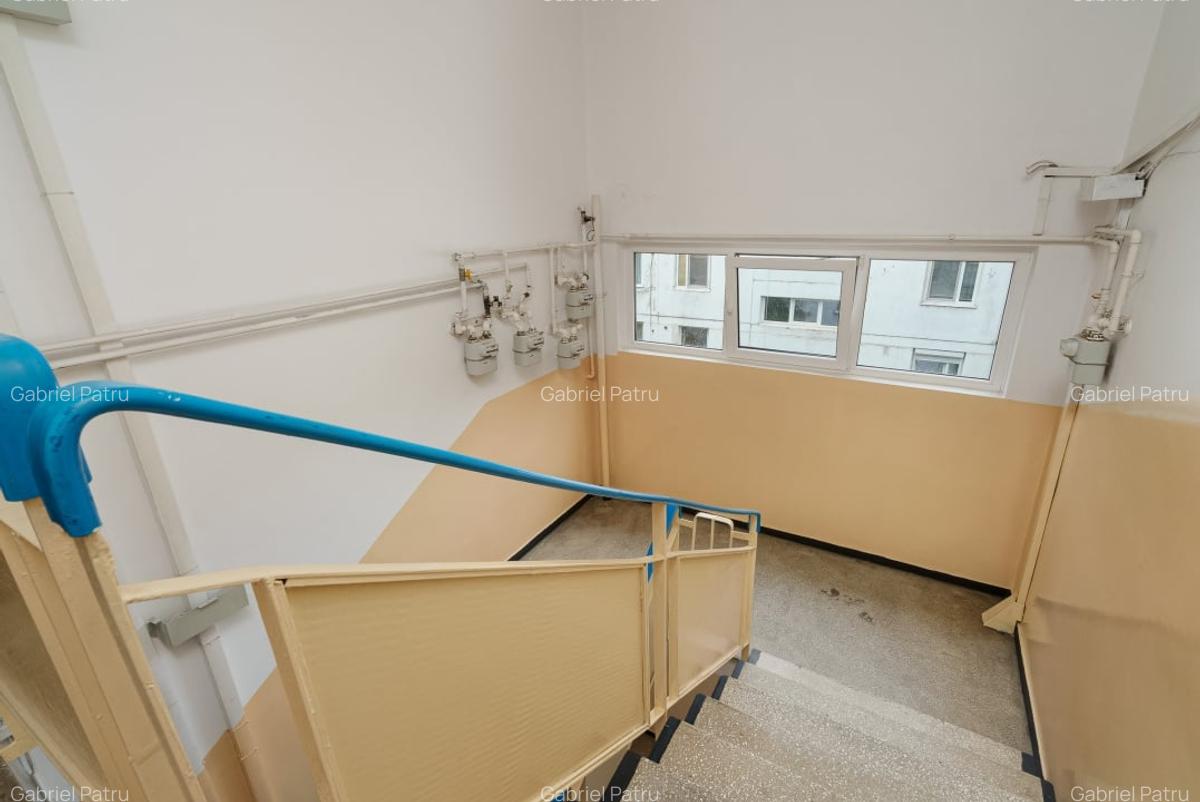 Drumul Taberei - 3 camere - Decomandat - Metrou Raul Doamnei - 15