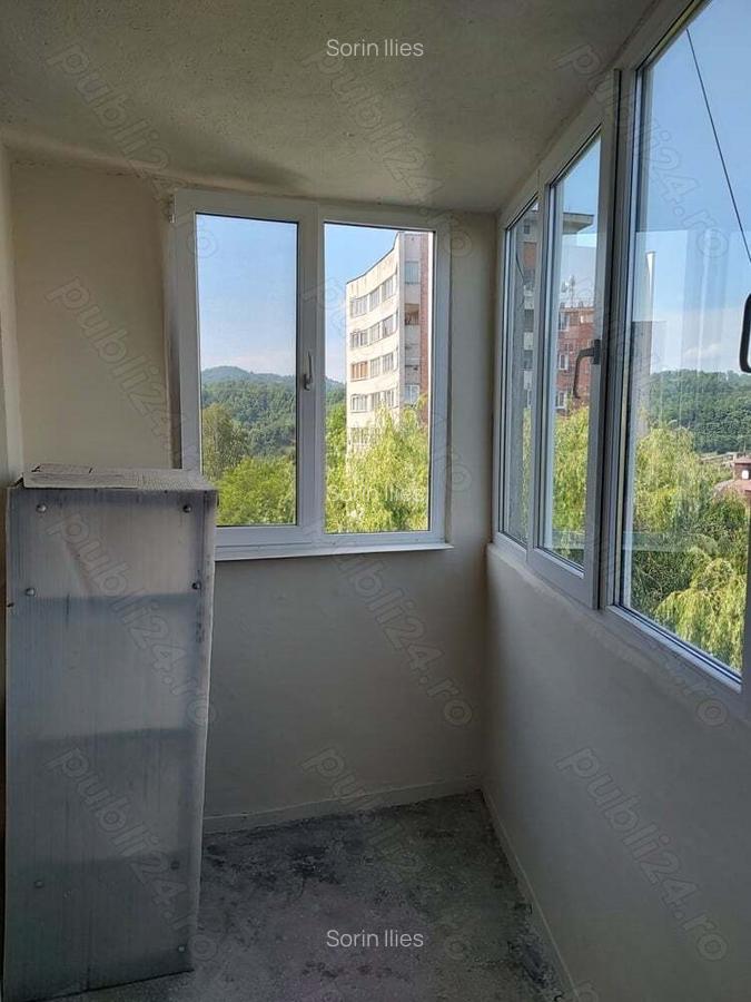 Vand apartament 2 camere - 5