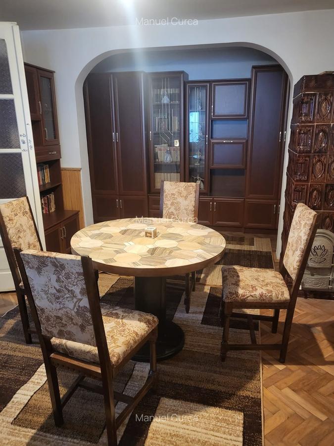 Casă de vânzare în Oțelu Roșu – liniște, natură și confort - 8 Casă de vânzare în Oțelu Roșu – liniște, natură și confort - 8