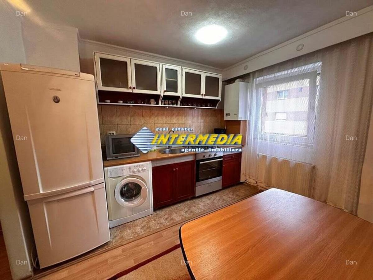 Vanzare Apartament 2 camere CETATE PIATA cu Bucatarie mare si balcon finisat mobilat complet Alba - 14