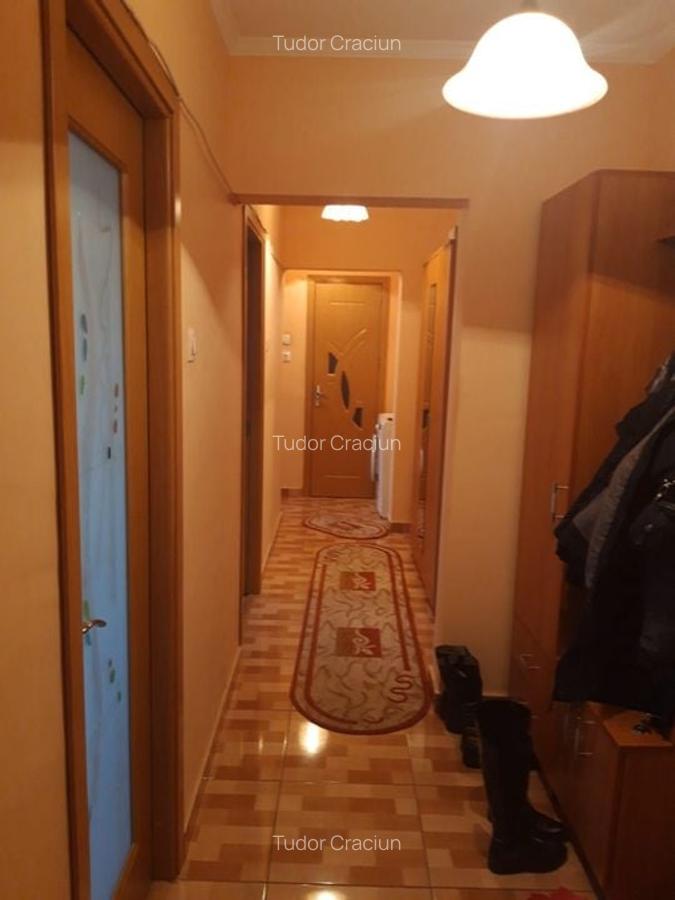 APARTAMENT 3 CAMERE | DECOMANDAT | LACUL TEI - 3