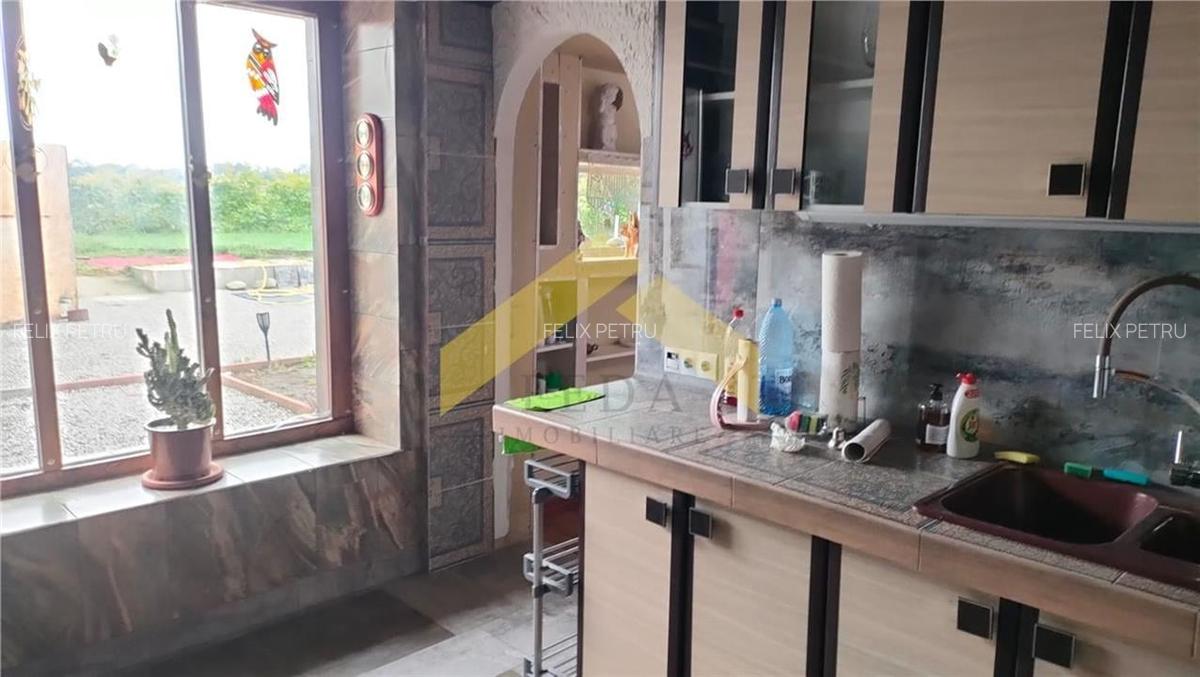 Casă individuală cu 3 camere în Aurel Vlaicu - 6