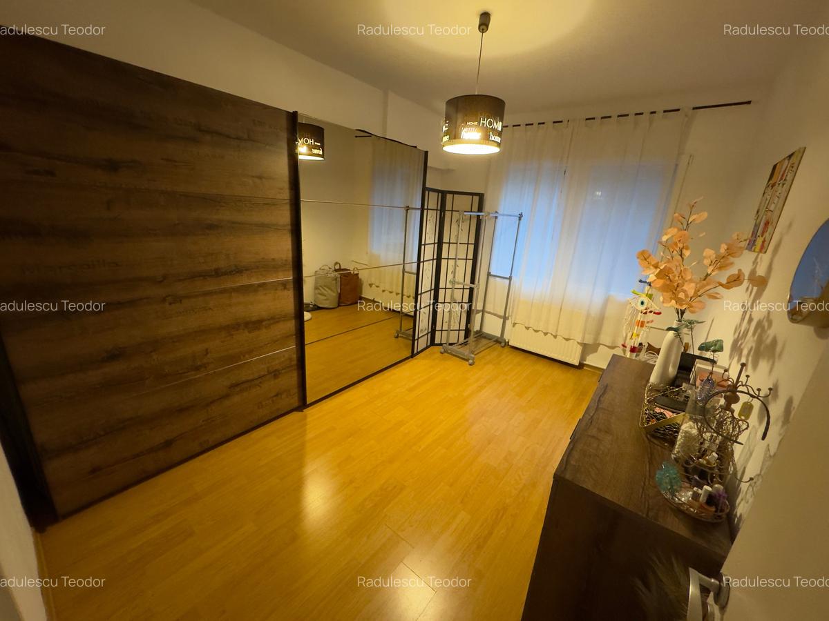 Apartament 4 camere decomandat, Vedere Mixta, Metrou Lujerului, Bloc Anvelopat - 10