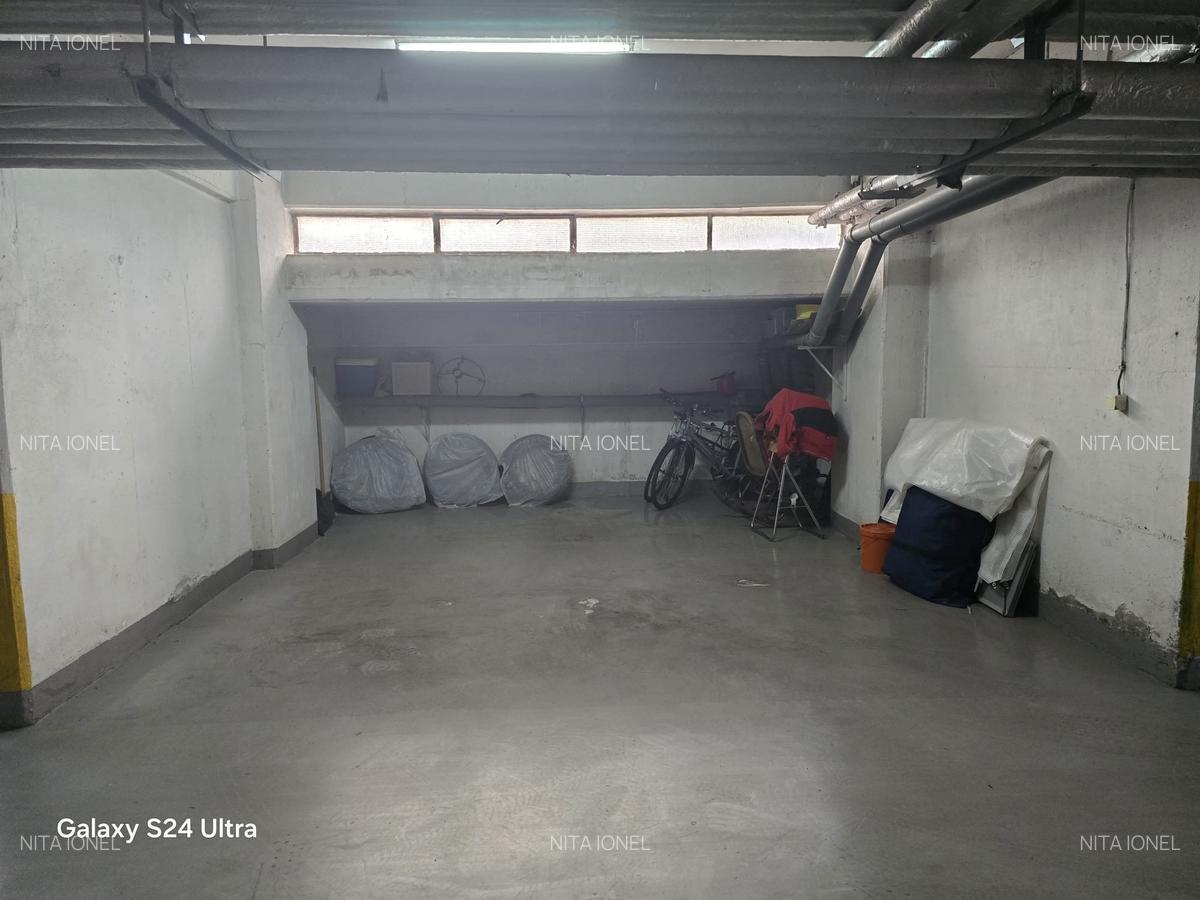 Apartament cu 3 camere decomandat, mobilat în P-ța Victoriei - 27