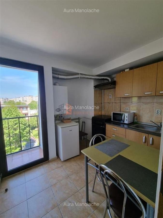 Garsoniera cf 1 sporit decomandata zona Micro 3 - 4