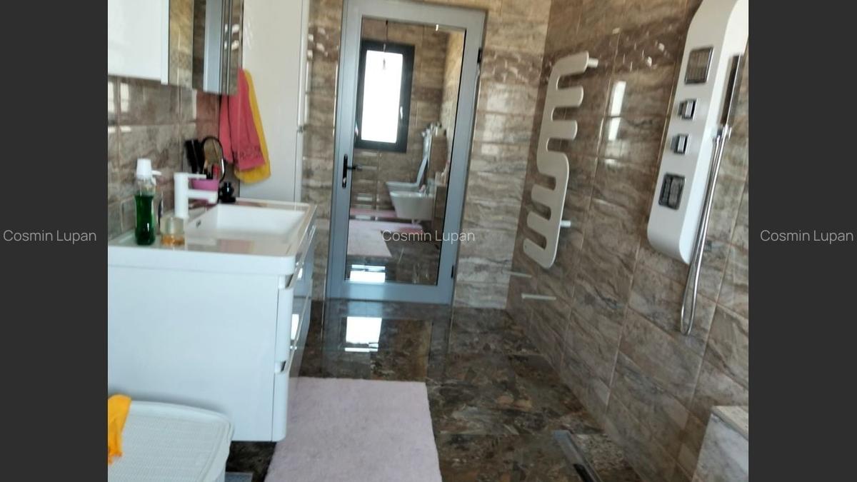 Casă Vădeni, 200m?, 4 camere, centru - 8