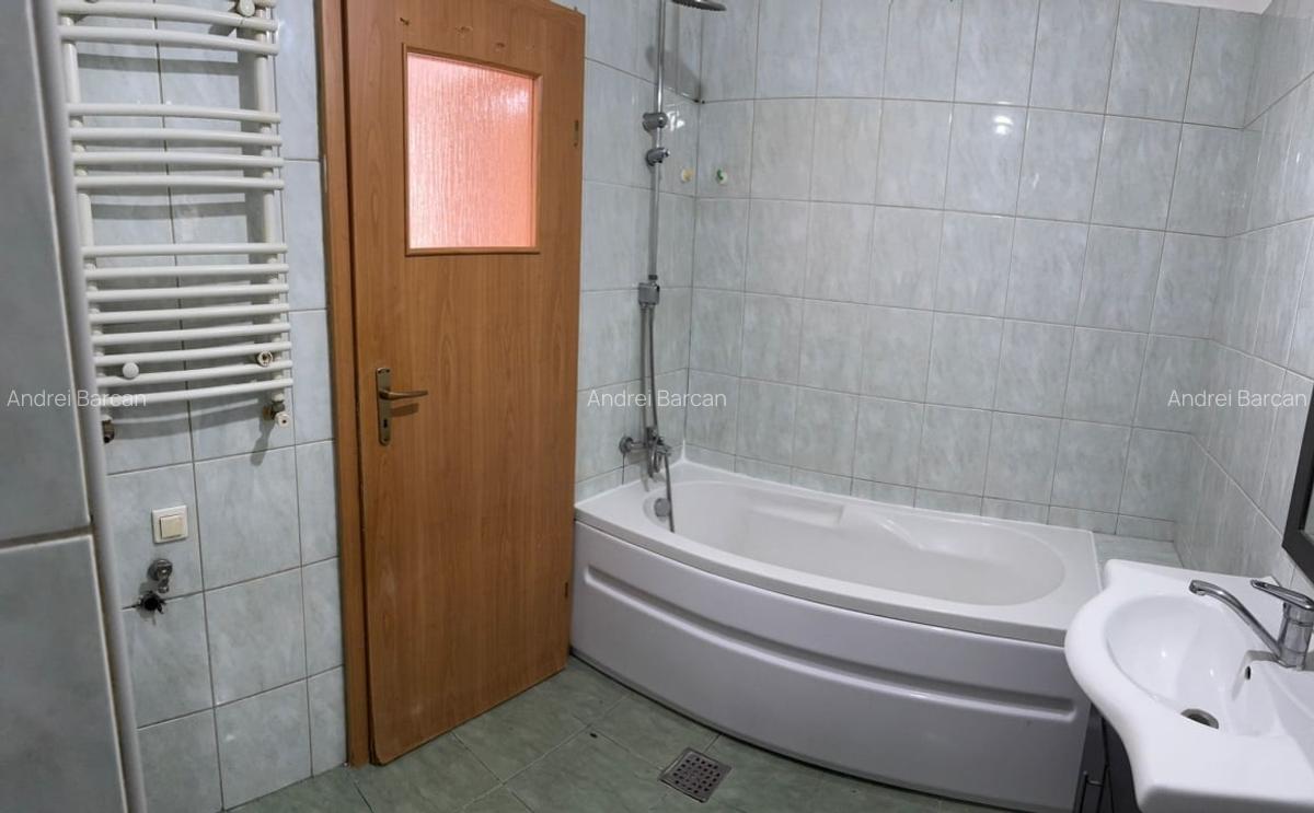 Vanzare 3 camere Planorama - 7
