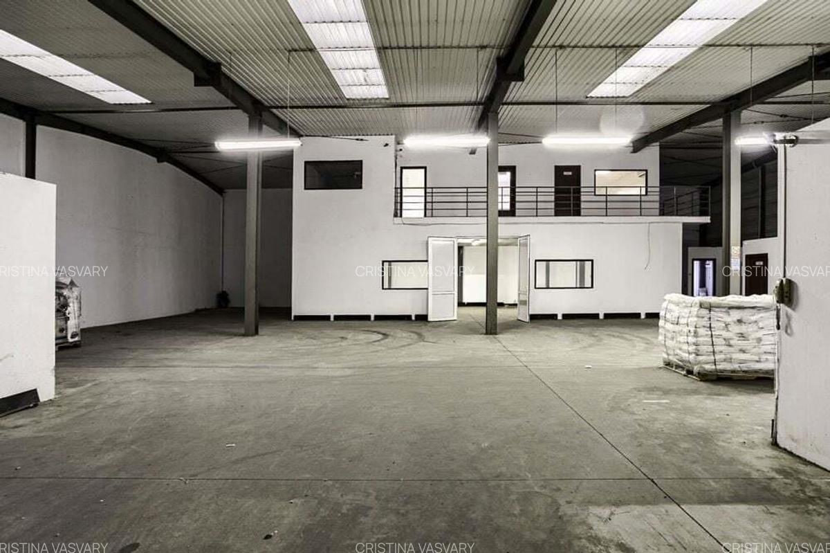 Hala industriala de inchiriat 627 mp in Arad, Comision 0% - 7