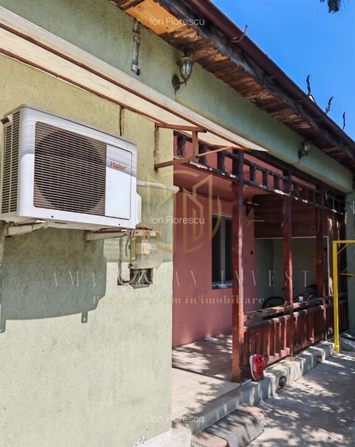 Casa singur curte Eroii Revolu?iei - 18