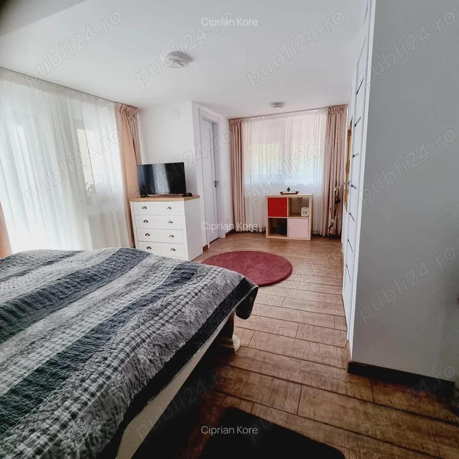 Vila P+E+M de vanzare in Busteni, cartier Zamora - 2