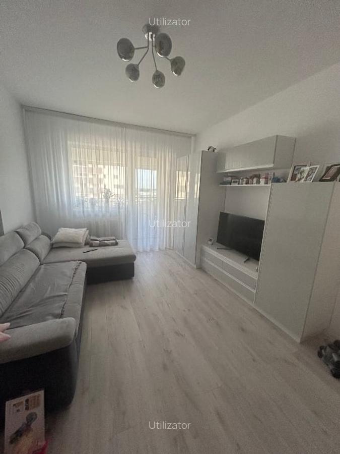 Proprietar vand  apartament  2 camere utilat si mobilat - 1