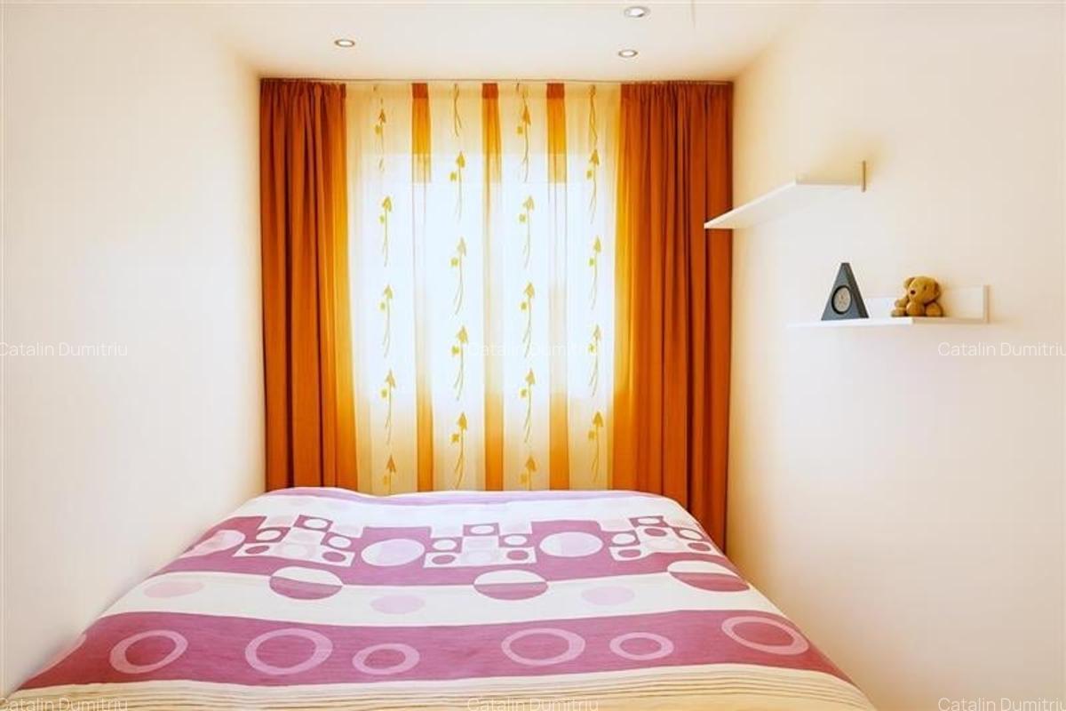 Apartament 3 camere,decomandat,cu balcon, etaj2,Central,Sacele,Brasov - 5