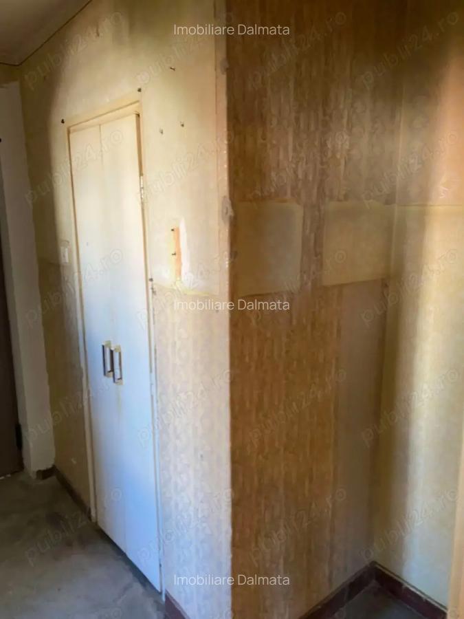 Apartament de vanzare 2 camere , Str Paulesti , et 3 , 62.000 euro neg. - 6