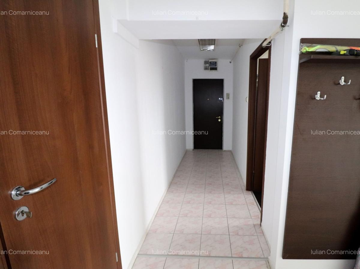 Bloc stradal - intersectie Chisinau cu Pantelimon - 7