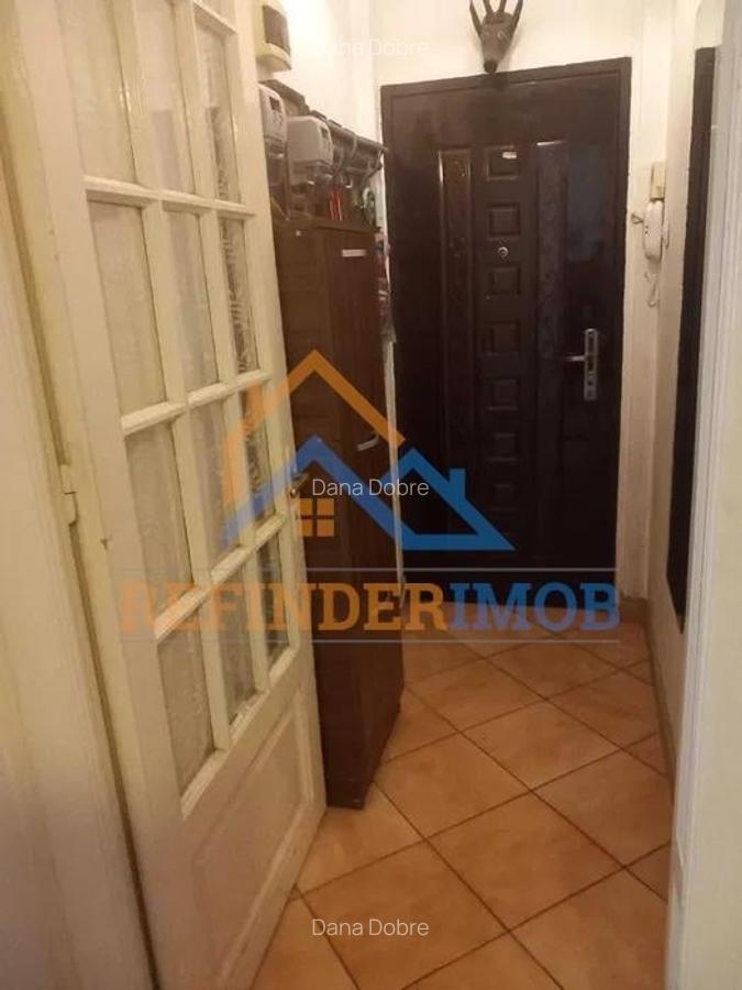 Apartament 2 camere  Zona Cantemir - 5 minute de metrou - 5