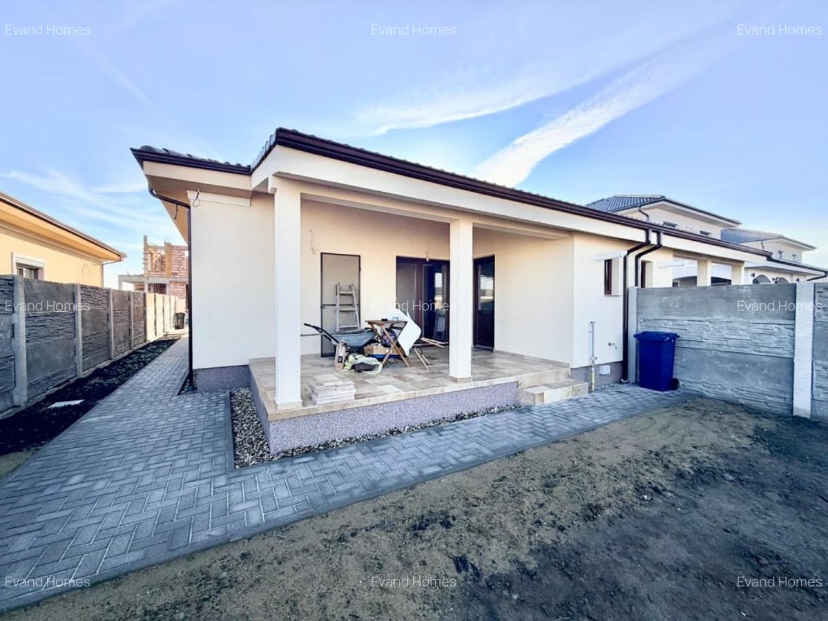 Duplex Mosnita 3 camere cu 381 mp teren si toate utilitatile - 2