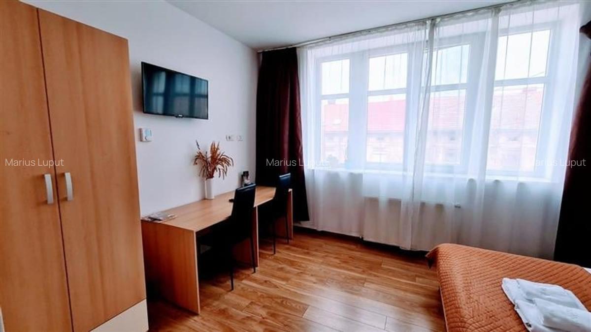 Proprietar, 2 camere bloc nou, parcare privata, zona Complex - 5