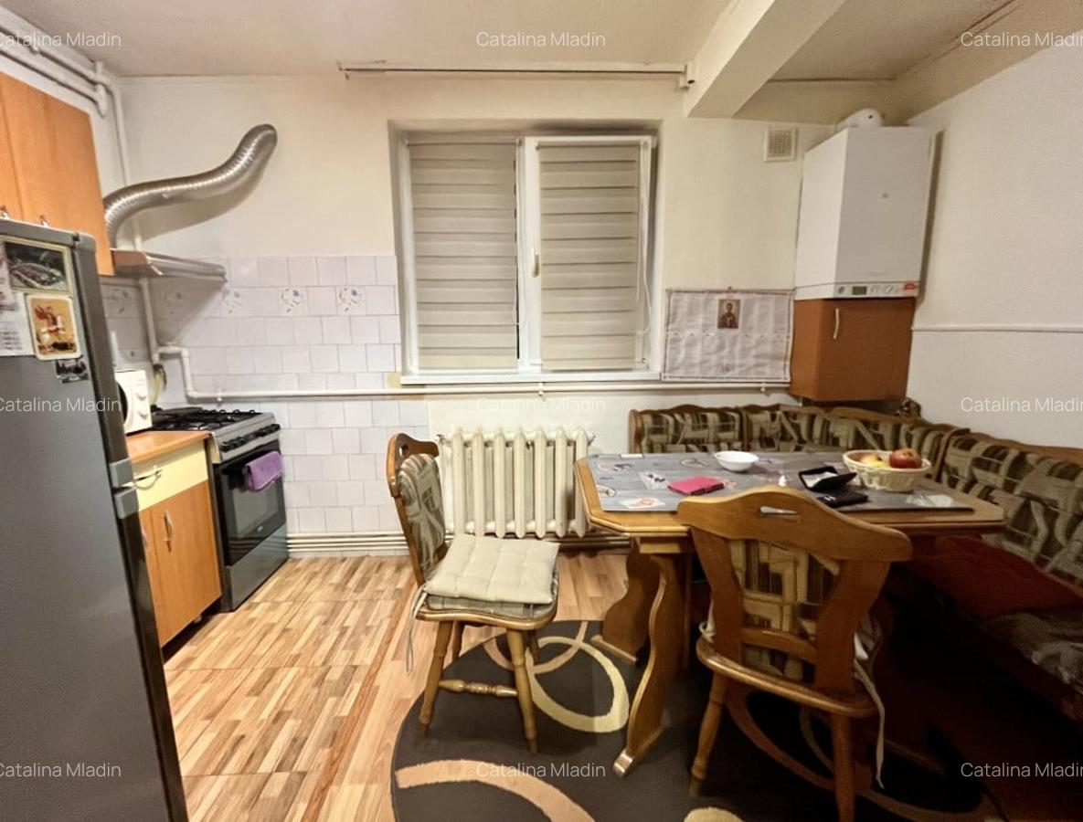 Apartament 2 camere decomandate cu living spatios-zona Manastur - 9