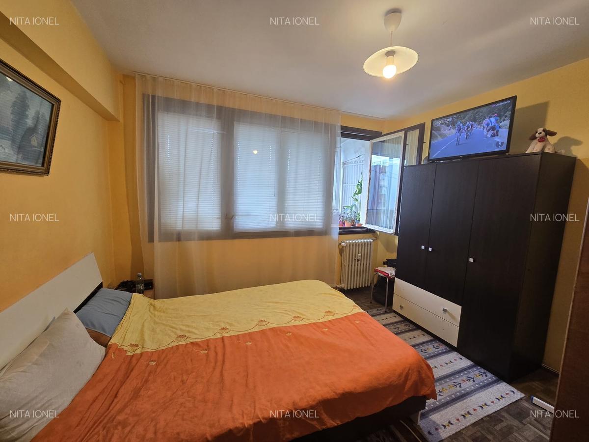 Apartament cu 2 camere semidecomandat în 1 Decembrie 1918 - 15