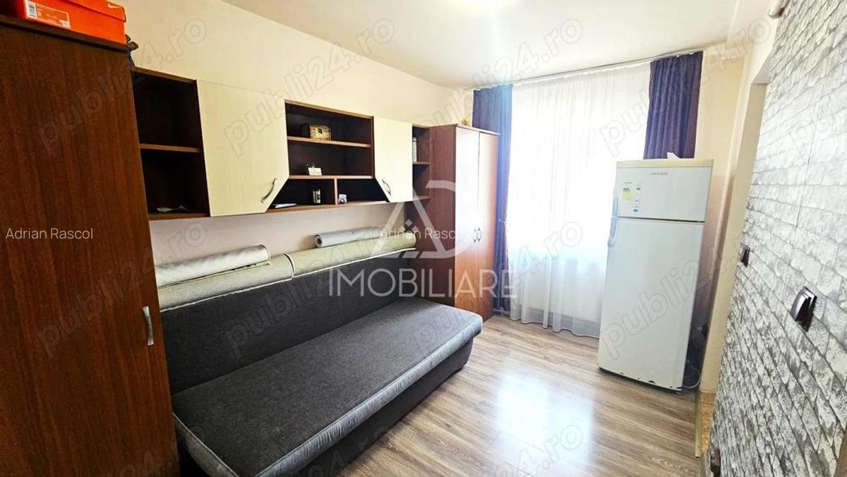 Apartament 2 camere - ETAJ 3 - Zona 9 Mai - 5