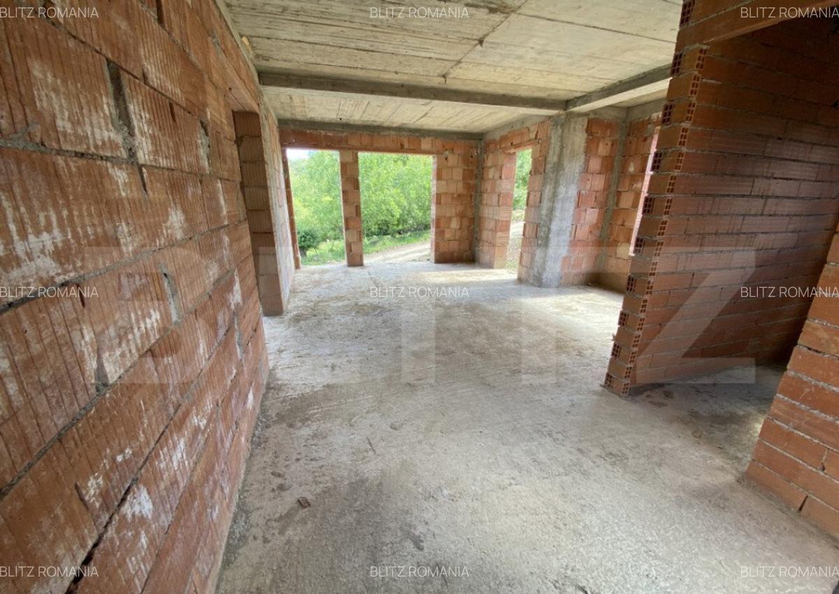 Casa familiala la rosu in suprafat utila de 199 mp si 400 mp - 7