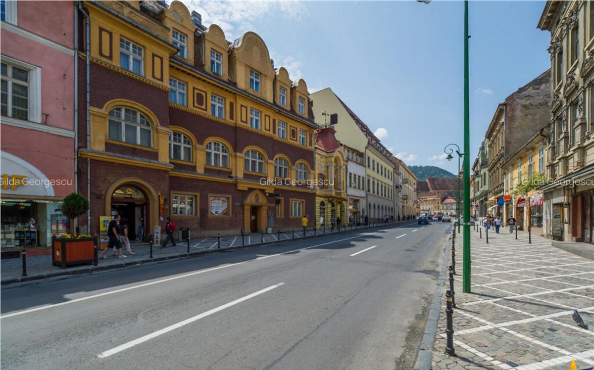 Spatiu Comercial, Piata Sfatului, Centrul Istoric, Brasov - 2