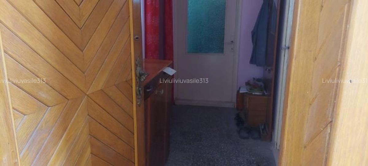 Vând apartament cu 3 camere - 8